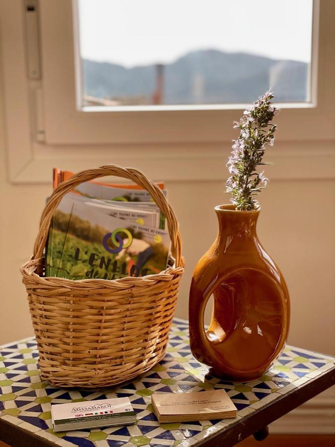 Ca Blai De Brull En El Centro De Tivissa Appartement Buitenkant foto